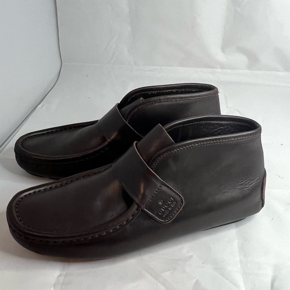 GUCCI
Leather Whipstitch Trim Loafers - Picture 8 of 13